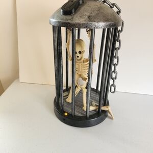Gemmy Halloween Trick Treat Motion Talking Skeleton In Cage Animated Let Me Out